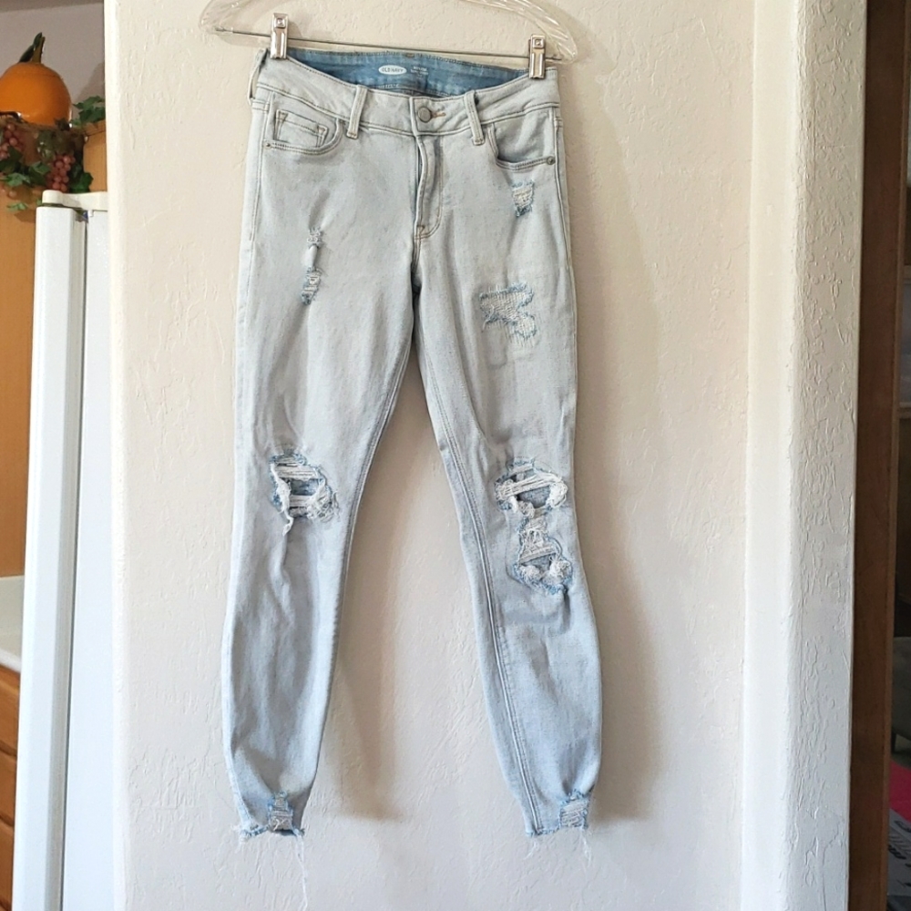 Old Navy Rockstar Super Skinny Ankle Mid Rise size 2 Distressed jeans